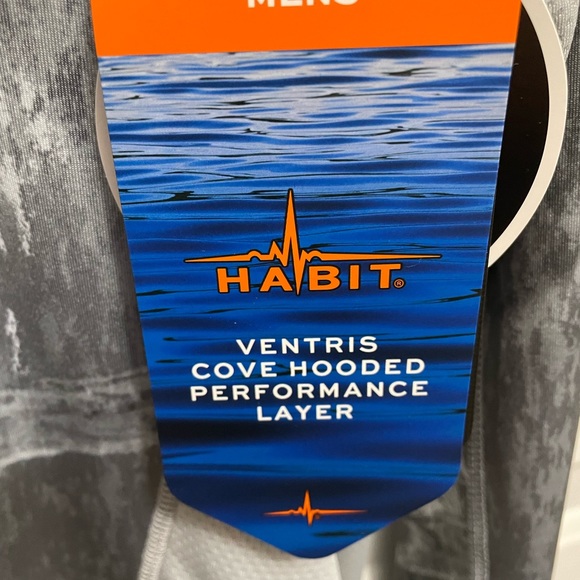 Cove Hooded Performance Layer - Picture 4 of 7